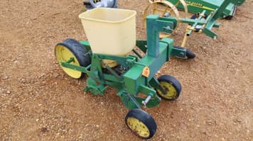 Main image John Deere 71